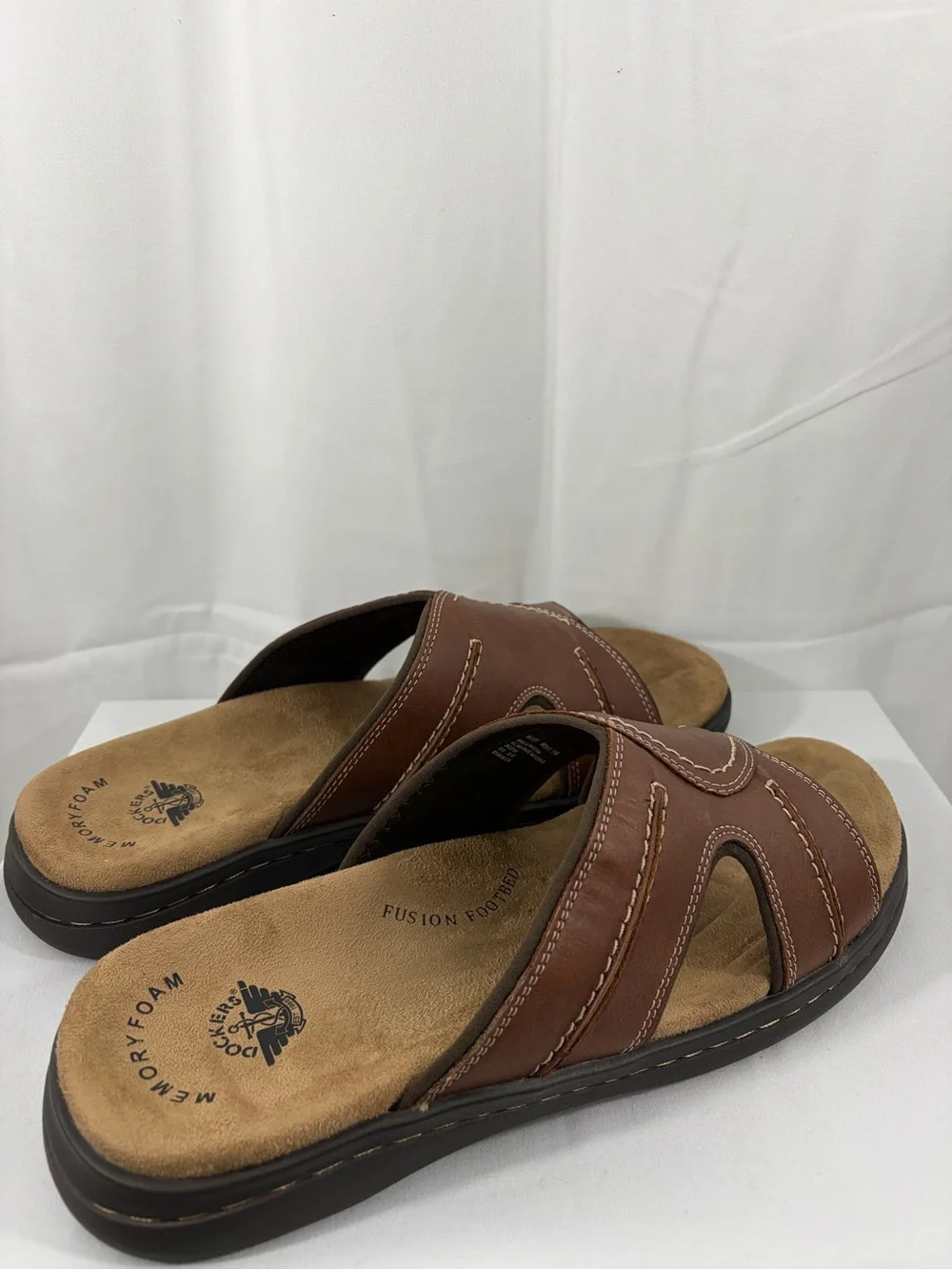 NWT Dockers Men's Size 11 Brown Slide Sandals with Memory Foam
